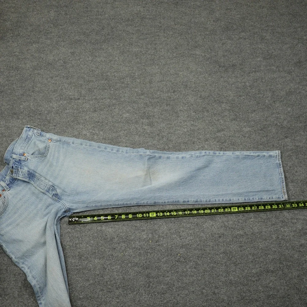 Levi's 501 Jeans Mens 33x32 Light Blue Premium Straight Leg Button Fly Stretch